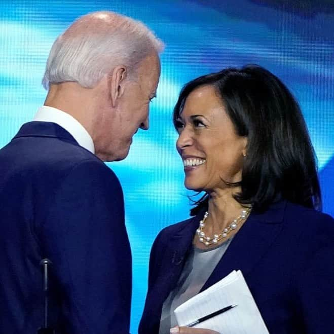 ケリー・ワシントンさんのインスタグラム写真 - (ケリー・ワシントンInstagram)「The people have spoken! Thank you to everyone who used your vote and your voice to make history. PRESIDENT Joe Biden and VICE PRESIDENT Kamala Harris」11月8日 1時59分 - kerrywashington