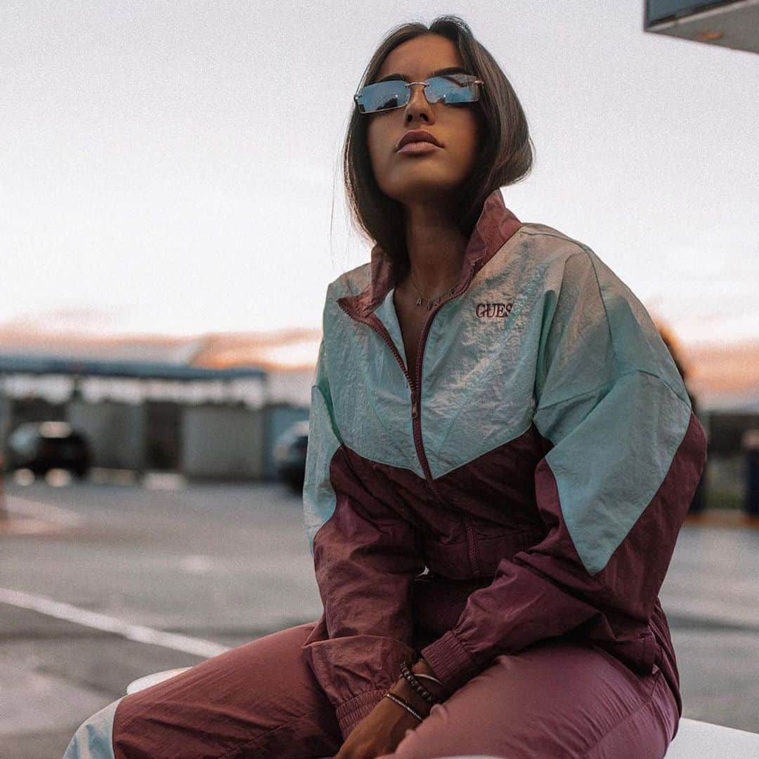 ゲスさんのインスタグラム写真 - (ゲスInstagram)「@guessoriginals fav: the color-block windbreaker & matching joggers 💓 swipe for more #GUESSOriginals」11月8日 2時00分 - guess