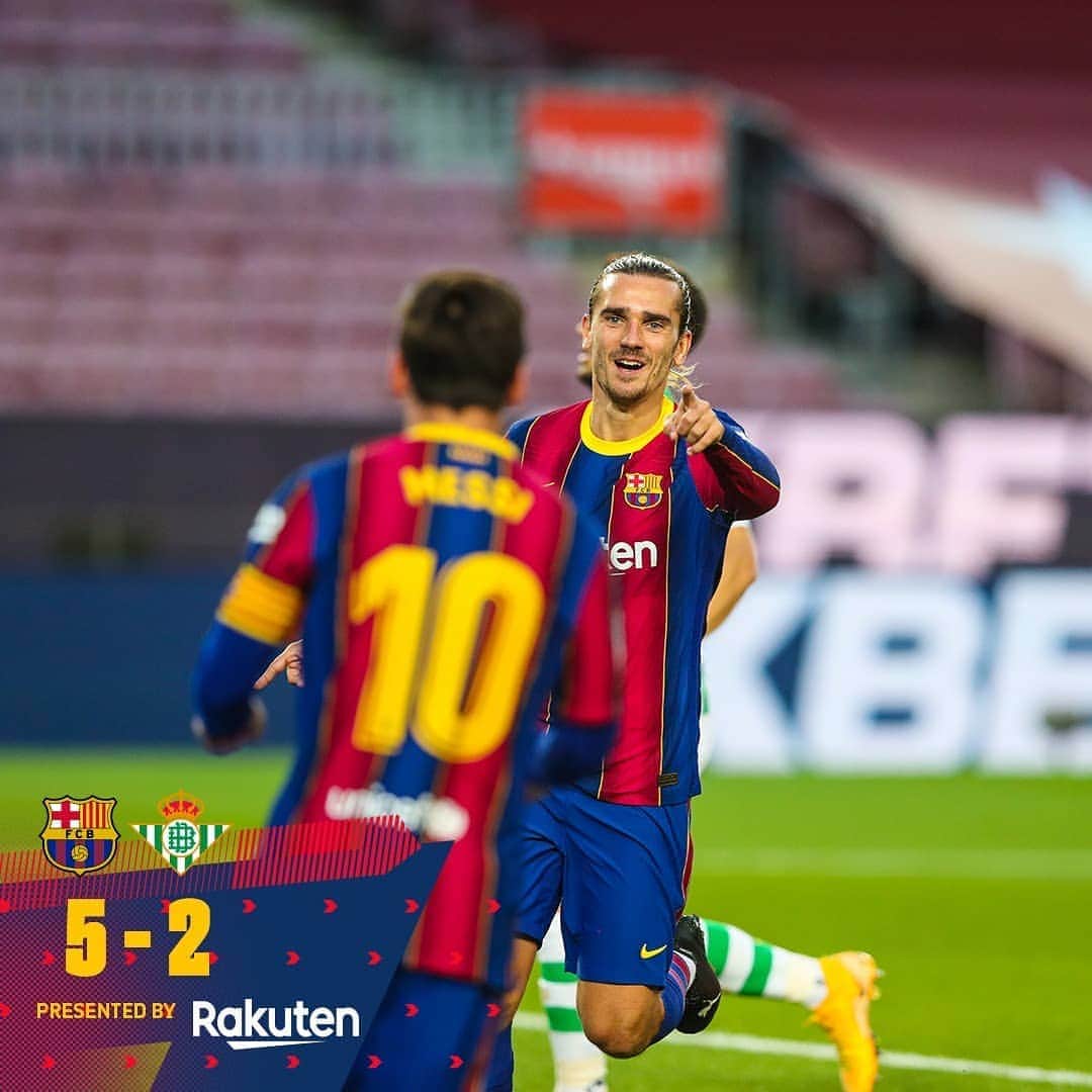 FCバルセロナさんのインスタグラム写真 - (FCバルセロナInstagram)「💪 Team effort! 🏁 Barça 5-2 Betis ⚽ Dembélé, Griezmann, Messi 2x, Pedri 💙❤️ #ForçaBarça」11月8日 2時11分 - fcbarcelona