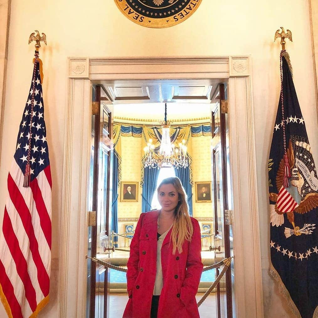 アリサ・ラモスさんのインスタグラム写真 - (アリサ・ラモスInstagram)「WE DID IT!!! 🇺🇲💙 JoMala about to be strolling into the White House liiikkeeee 💃💃💃🇺🇲🇺🇲🇺🇲!!!!! So happy that I actually can't stop crying!!!! . We have our FIRST FEMALE VP and FIRST POC VP!!! We have people who care about ALL U.S. citizens AND the environment!! . No more ridiculous, absurd changes in the favor of a few selfish people. No more bullying by a person in power (except ya right he's never going to shut up on Twitter). No more brainwashing for the sake of power. No more sexism and racism in the White House!!! . I am so incredibly proud of every single person who voted, and every person who used their platforms to voice their opinions. I personally at least feel like all the negativity that came from it was worth it!! . I'm already excited for brighter days ahead, positive changes and improvements, and the restoration of peace and faith amongst U.S. citizens. . That being said, I also truly hope and pray that the extreme supporters of the opposite party take this news peacefully and respectfully. I fear for the violence that may come, especially since the losing party seems to be encouraging it. We call that being a "sore loser", a term typical only used with children. Please don't be a child. . Finally, this gives me hope that we are finally progressing in major ways for women and people of color!   Who knows, in 2024 it could be another woman standing where I am in the White House...running it instead of just visiting! 🙋🏼‍♀️💪🏽🇺🇲 . How will you be celebrating this monumental WIN?? . . #elections2020 #bidenharris2020 #jomala #thewhitehouse #washingtondc #MyLifesATravelMovie」11月8日 2時50分 - mylifesatravelmovie