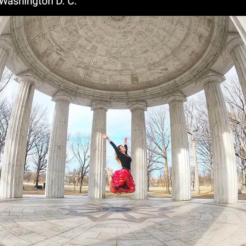 アリサ・ラモスさんのインスタグラム写真 - (アリサ・ラモスInstagram)「WE DID IT!!! 🇺🇲💙 JoMala about to be strolling into the White House liiikkeeee 💃💃💃🇺🇲🇺🇲🇺🇲!!!!! So happy that I actually can't stop crying!!!! . We have our FIRST FEMALE VP and FIRST POC VP!!! We have people who care about ALL U.S. citizens AND the environment!! . No more ridiculous, absurd changes in the favor of a few selfish people. No more bullying by a person in power (except ya right he's never going to shut up on Twitter). No more brainwashing for the sake of power. No more sexism and racism in the White House!!! . I am so incredibly proud of every single person who voted, and every person who used their platforms to voice their opinions. I personally at least feel like all the negativity that came from it was worth it!! . I'm already excited for brighter days ahead, positive changes and improvements, and the restoration of peace and faith amongst U.S. citizens. . That being said, I also truly hope and pray that the extreme supporters of the opposite party take this news peacefully and respectfully. I fear for the violence that may come, especially since the losing party seems to be encouraging it. We call that being a "sore loser", a term typical only used with children. Please don't be a child. . Finally, this gives me hope that we are finally progressing in major ways for women and people of color!   Who knows, in 2024 it could be another woman standing where I am in the White House...running it instead of just visiting! 🙋🏼‍♀️💪🏽🇺🇲 . How will you be celebrating this monumental WIN?? . . #elections2020 #bidenharris2020 #jomala #thewhitehouse #washingtondc #MyLifesATravelMovie」11月8日 2時50分 - mylifesatravelmovie