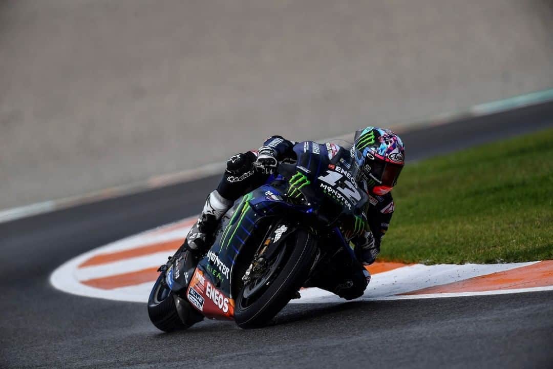 YamahaMotoGPさんのインスタグラム写真 - (YamahaMotoGPInstagram)「💬 @maverick12official, #EuropeanGP Qualifying Result - P15:  "I’ll start the race from pit lane, but I don’t want to overthink it too much. I just want to race and be calm about it. If I feel good on the bike tomorrow, I will be pushing as hard as I can."  #MonsterYamaha  #MotoGP」11月8日 3時11分 - yamahamotogp