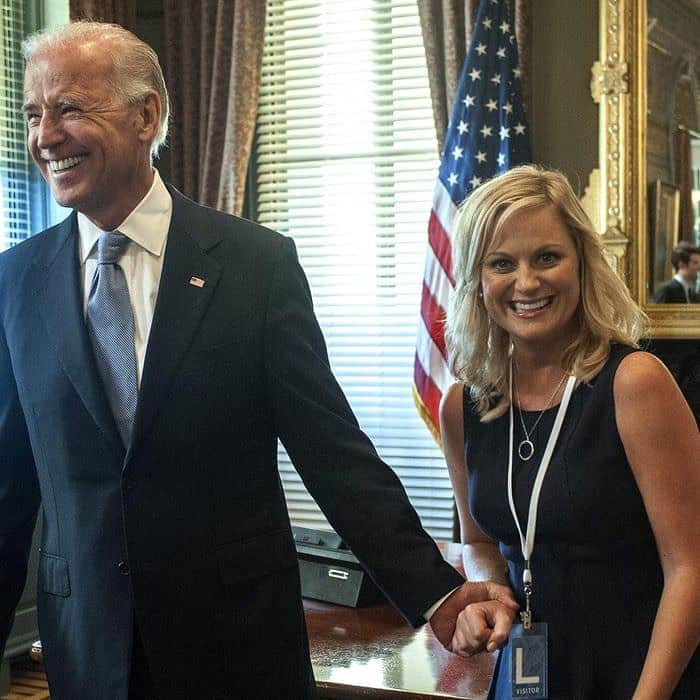 フィービー・トンキンのインスタグラム：「EVERYONE RIGHT NOW 👏👏👏🙌🙌🙌🙌🙌🙌🙌🙌🙌 Wow @joebiden @kamalaharris congratulations America ♥️」
