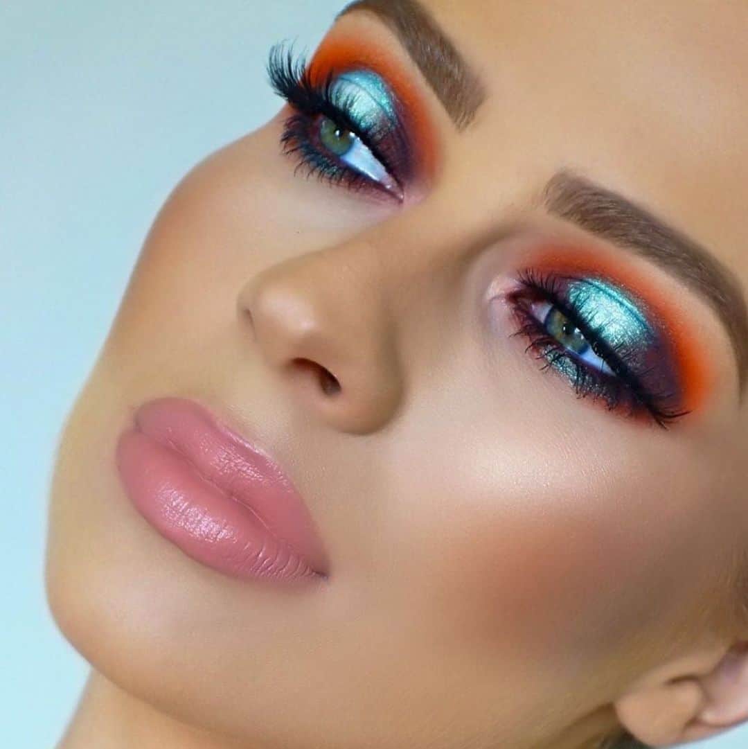 Makeup Addiction Cosmeticsさんのインスタグラム写真 - (Makeup Addiction CosmeticsInstagram)「Blues and oranges 🍊 by @moniqueabelmakeup using her #makeupaddictionbrushes.  What do you guys think of this glam? They are great quality at a great price plus they also you years!!! 😳😳😳 Focus on creating quality and the rest will follow! 🥰  🔍 Go follow this talented beauty for inspo galore! 🎨 . #makeupaddictioncosmetics #makeupartistsworldwide #makeupbrushes #makeupaddict #maryhadalittleglam #mua_underdogs #muaxdiscover #muasfeaturing」11月8日 3時20分 - makeupaddictioncosmetics
