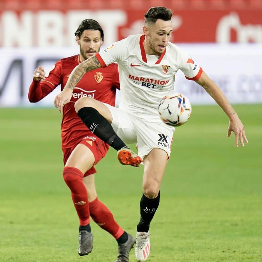 セビージャFCさんのインスタグラム写真 - (セビージャFCInstagram)「0-0l Final de la primera parte en Nervión.   #SevillaFCOsasuna #WeareSevilla #NuncaTeRindas #vamosmiSevilla」11月8日 3時22分 - sevillafc