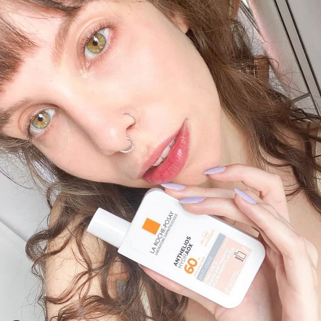 La Roche-Posayさんのインスタグラム写真 - (La Roche-PosayInstagram)「Thank you for this post @gabbiefadel! As you correctly pointed out, Anthelios Hydraox protects your skin from UVA and UVB rays, therefore slowing its ageing process. Have you tried it? Let us know! @larocheposay!  All languages spoken here! Feel free to talk to us at any time. #larocheposay #anthelios #sunscreen #lrplove Global official page from La Roche-Posay, France」11月8日 3時59分 - larocheposay