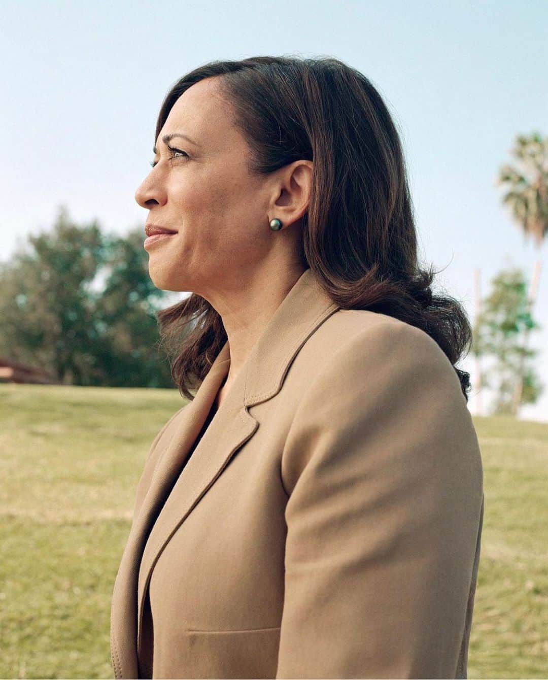 クレオベラのインスタグラム：「Political party asides, this is monumental for women!  @kamalaharris」