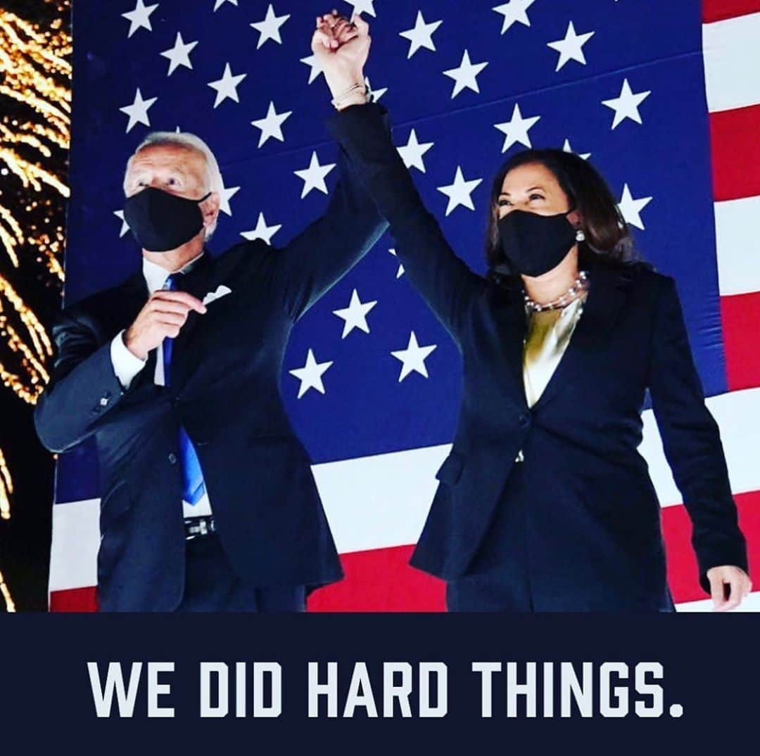 アビー・ワンバックさんのインスタグラム写真 - (アビー・ワンバックInstagram)「Congratulations, Madam Vice President Elect Kamala Harris and Mr. President Elect Joe Biden.   LFG!」11月8日 5時02分 - abbywambach