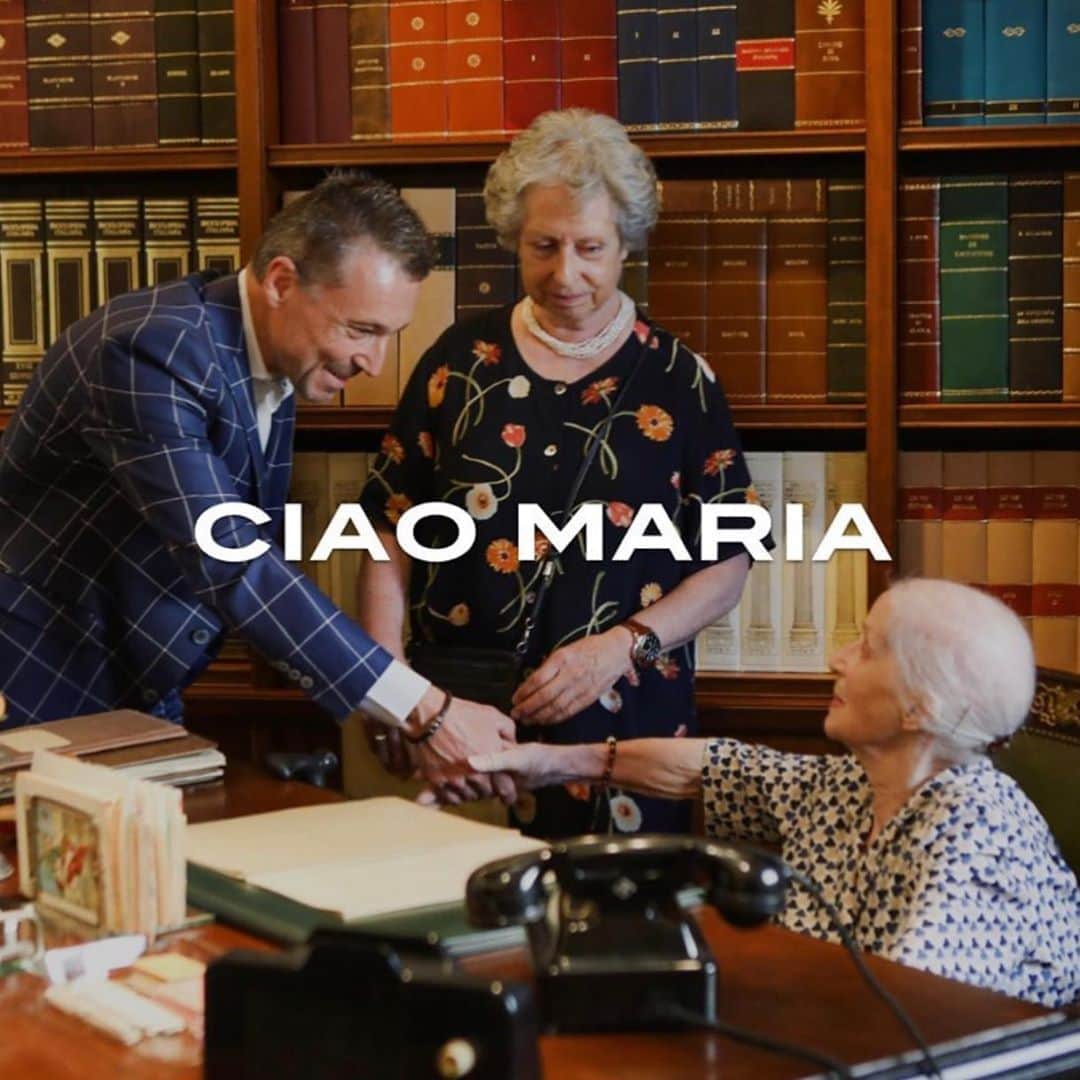 パネライさんのインスタグラム写真 - (パネライInstagram)「Sad news from the #Panerai Family.  Maria Teresa Panerai, widow of Guiseppe Panerai recently passed away. It is a sad time and prayers are with the Panerai family. Pic by @jm.pontroue showing the history and future together. #paneraicentral」11月8日 5時25分 - paneraicentral