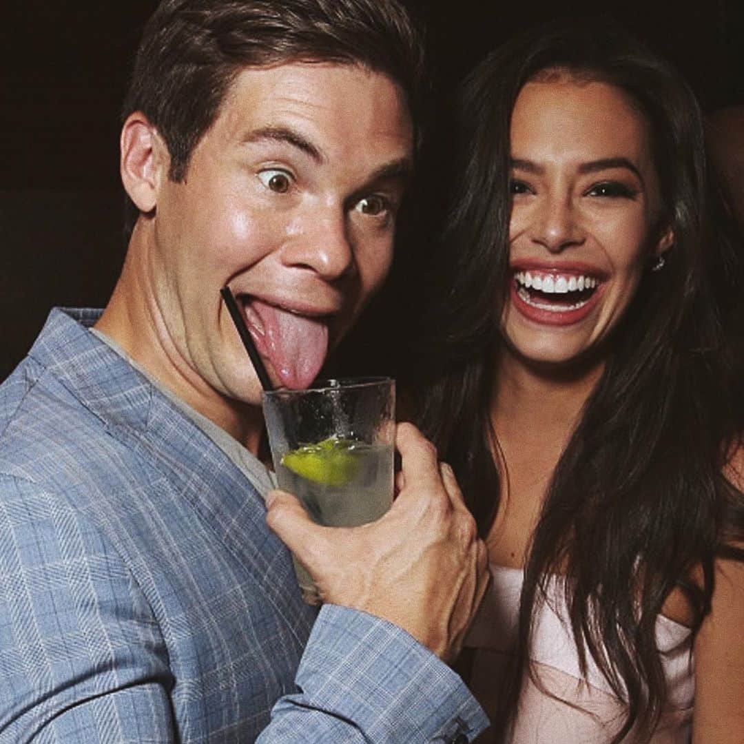 クロエ・ブリッジスさんのインスタグラム写真 - (クロエ・ブリッジスInstagram)「Happy birthday to the guy who makes life fun every day. I love you @adamdevine !!」11月8日 5時53分 - chloebridges