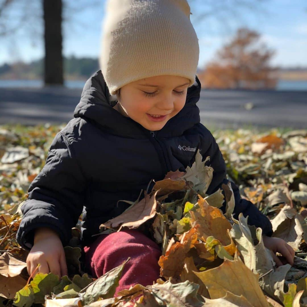 クリスティン・ヒルデブランドさんのインスタグラム写真 - (クリスティン・ヒルデブランドInstagram)「❤️🍂」11月8日 7時13分 - _kristinhildebrand