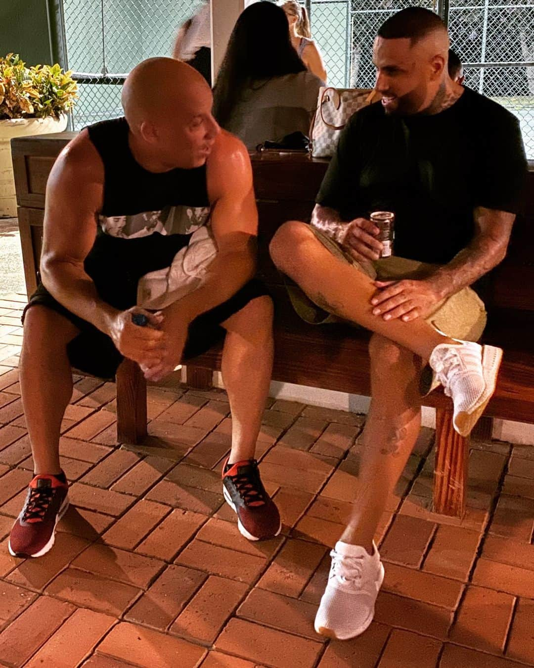 ヴィン・ディーゼルさんのインスタグラム写真 - (ヴィン・ディーゼルInstagram)「🏀🎤 @nickyjam」11月8日 7時16分 - vindiesel