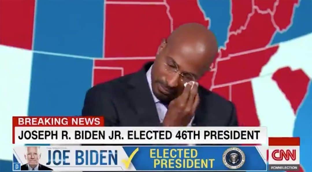 People Magazineさんのインスタグラム写真 - (People MagazineInstagram)「In an emotional moment, CNN's Van Jones choked up on live TV while talking about his reaction to Joe Biden's projected victory over President Donald Trump. “It’s easier to be a parent this morning. It’s easier to be a dad. It’s easier to tell your kids 'character matters.' It matters. Telling the truth matters. Being a good person matters," Jones said on CNN, in a viral moment that earned praise from many, including Michelle Obama. Tap the link in bio to watch the full clip. 📷: CNN」11月8日 8時16分 - people