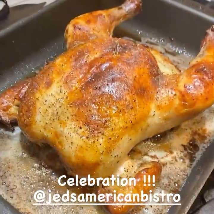 稲木ジョージのインスタグラム：「Tonight is a celebration 🎉🎊🍗 @jedsamericanbistro is coming VERY SOON!」