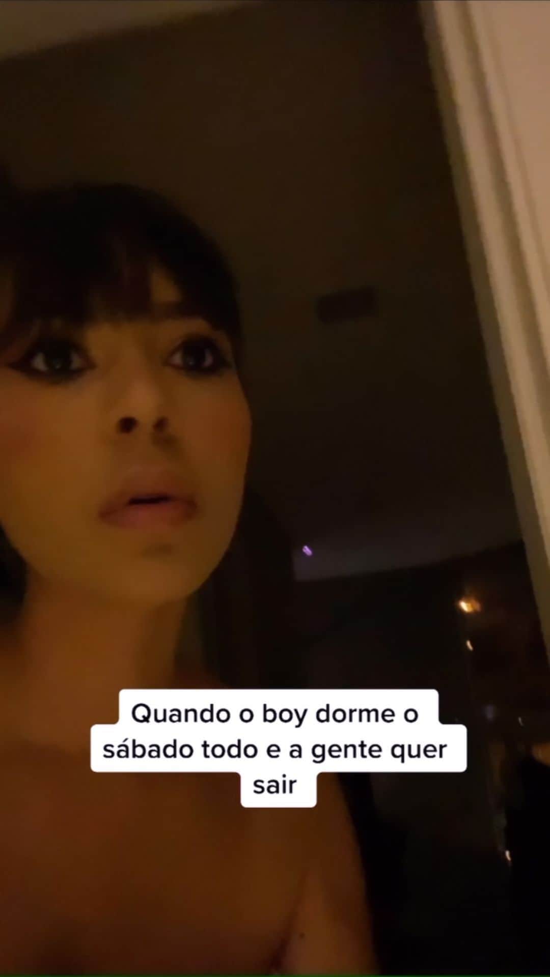 Gabriela Salesのインスタグラム：「Cenas da vida real 😂😂😂. O bom é que funcionou, porém ele acordou com ódios」