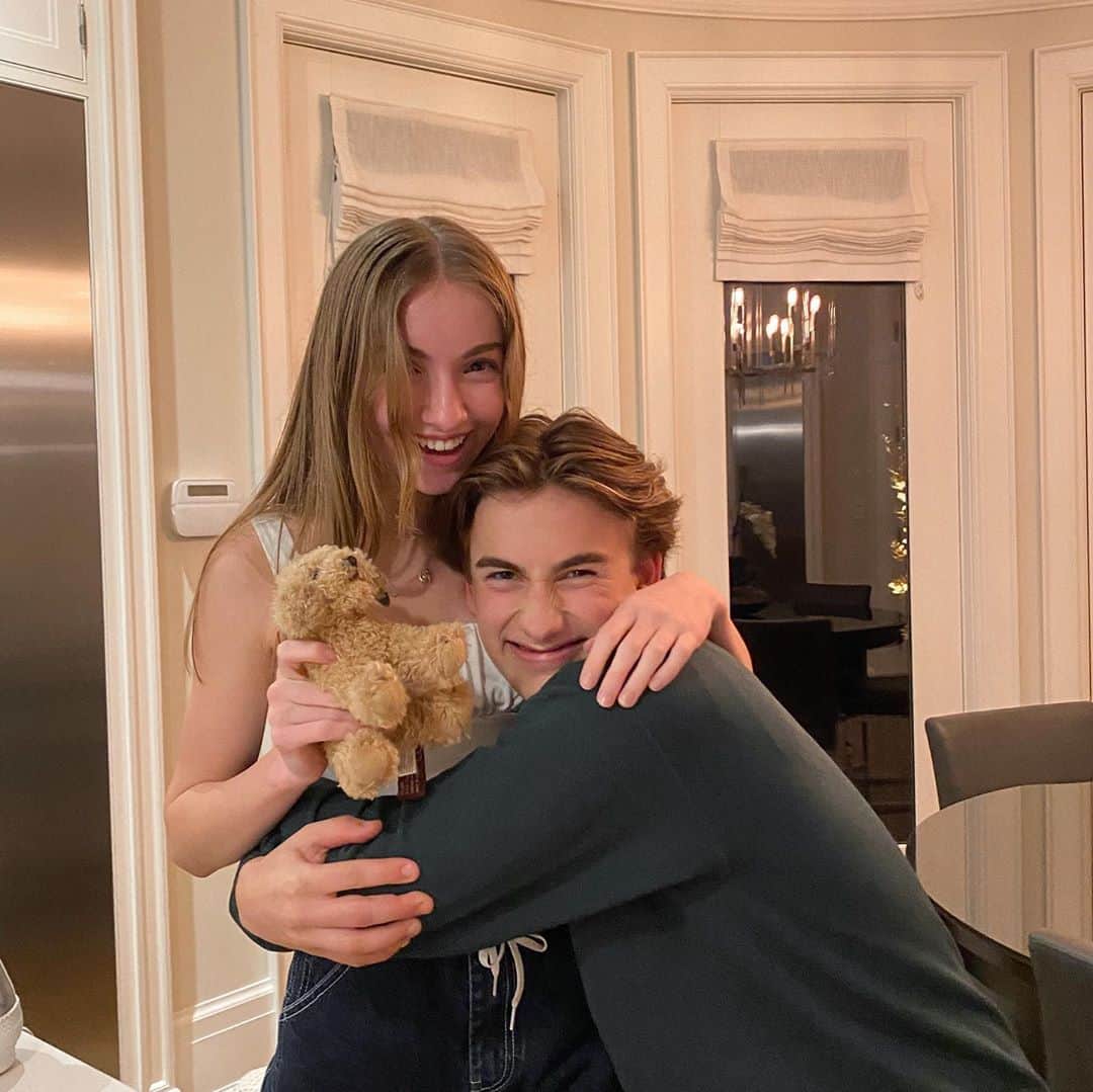 ローレン・オーランドさんのインスタグラム写真 - (ローレン・オーランドInstagram)「16!! thanks so much for the bday wishes 🥺🤍」11月8日 9時19分 - laurenorlando88