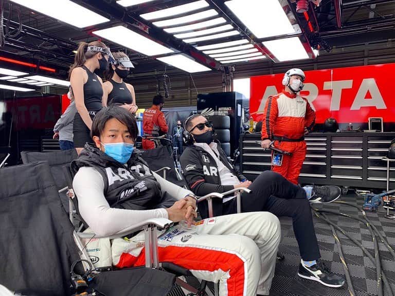 松下信治のインスタグラム：「Decent day P8🤗 Most importantly I enjoyed so much to drive around motegi today at first race of GT with Team ARTA🍊 And happy for the positions that we gain back and got some points 👍 #goodjobTomoki/Nirei  #thankyou   初レース8位、楽しめました👍 ARTAチームの皆んなが助けてくれて、ポイントゲットできました。皆んな熱くてパッションある人たちの集いで良いチームです👍　次はお立ち台に行こう。」