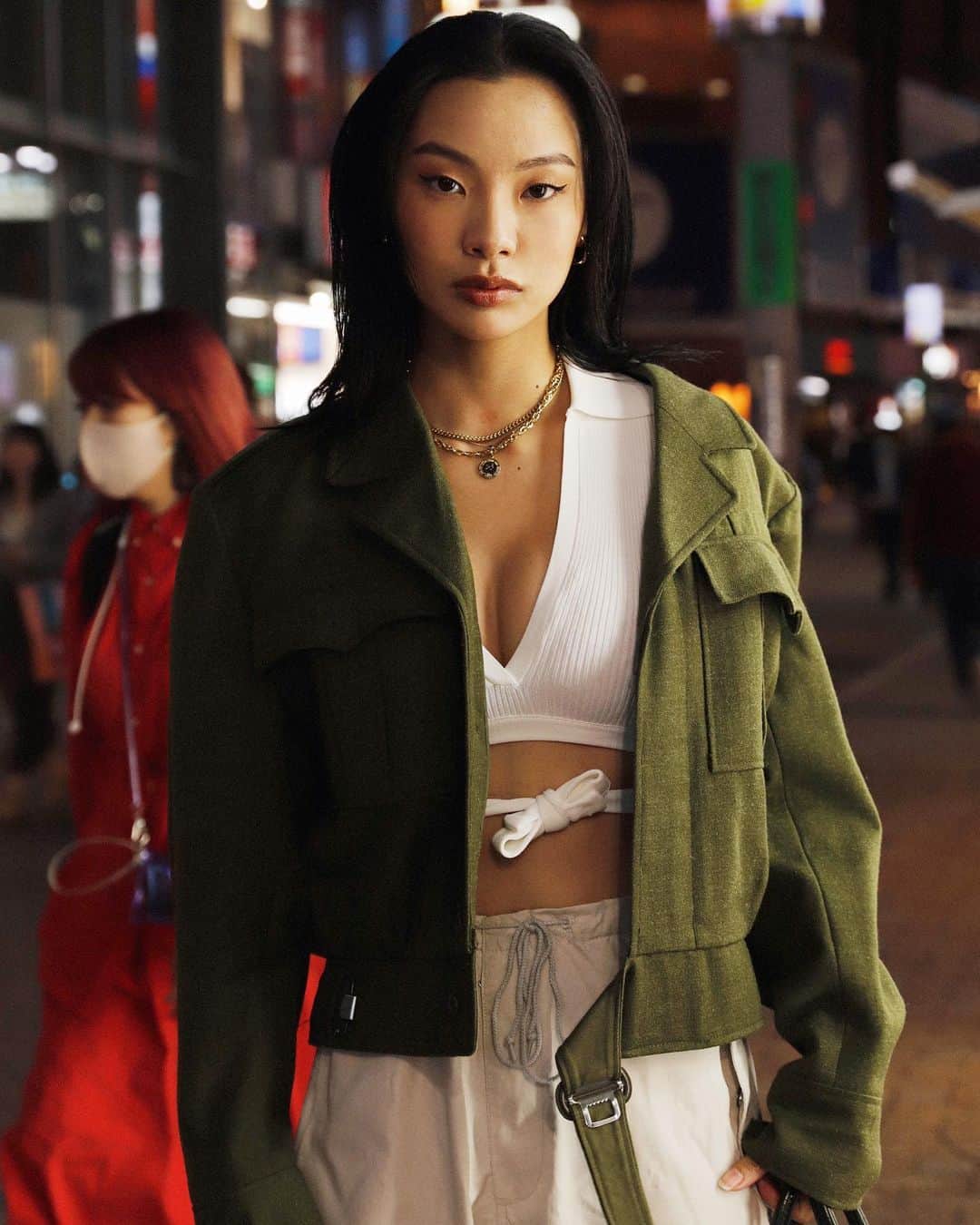 Droptokyoさんのインスタグラム写真 - (DroptokyoInstagram)「TOKYO STREET STYLE⁣⁣ ⁣ ⁣⁣⁣⁣⁣ Name: @bibiyua  Occupation: DJ / Model Outer: #Vintage Pants: #FREAKSSTORE Shoes: #Clark #streetstyle#droptokyo#tokyo#japan#streetscene#streetfashion#streetwear#streetculture#fashion#ストリートファッション#コーディネート ⁣⁣⁣⁣ Photography: @yuri_horie_」11月8日 19時05分 - drop_tokyo