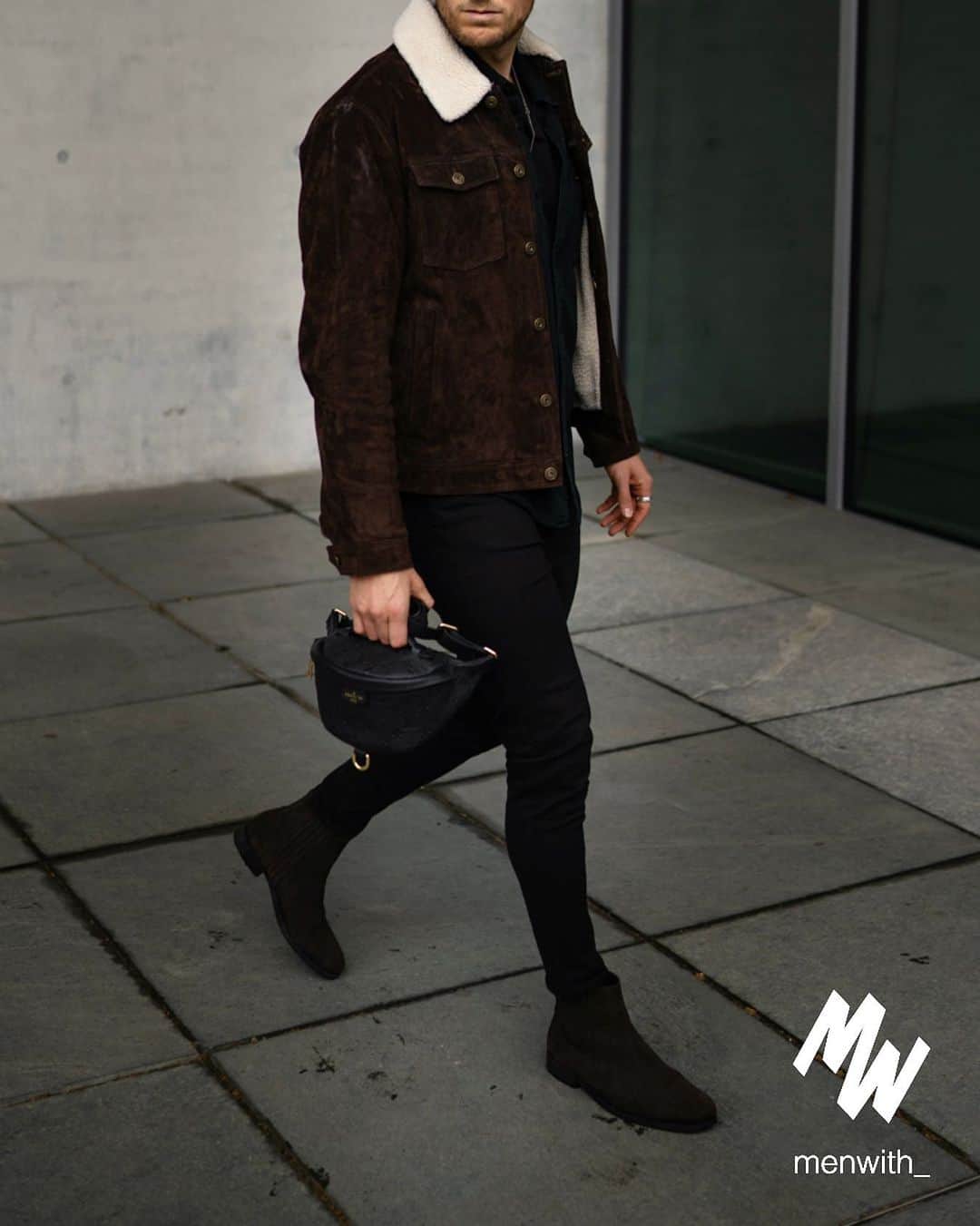 Men Withのインスタグラム：「Great photo of our dear friend @marcellsantoz 👌🏽 #menwithstreetstyle」