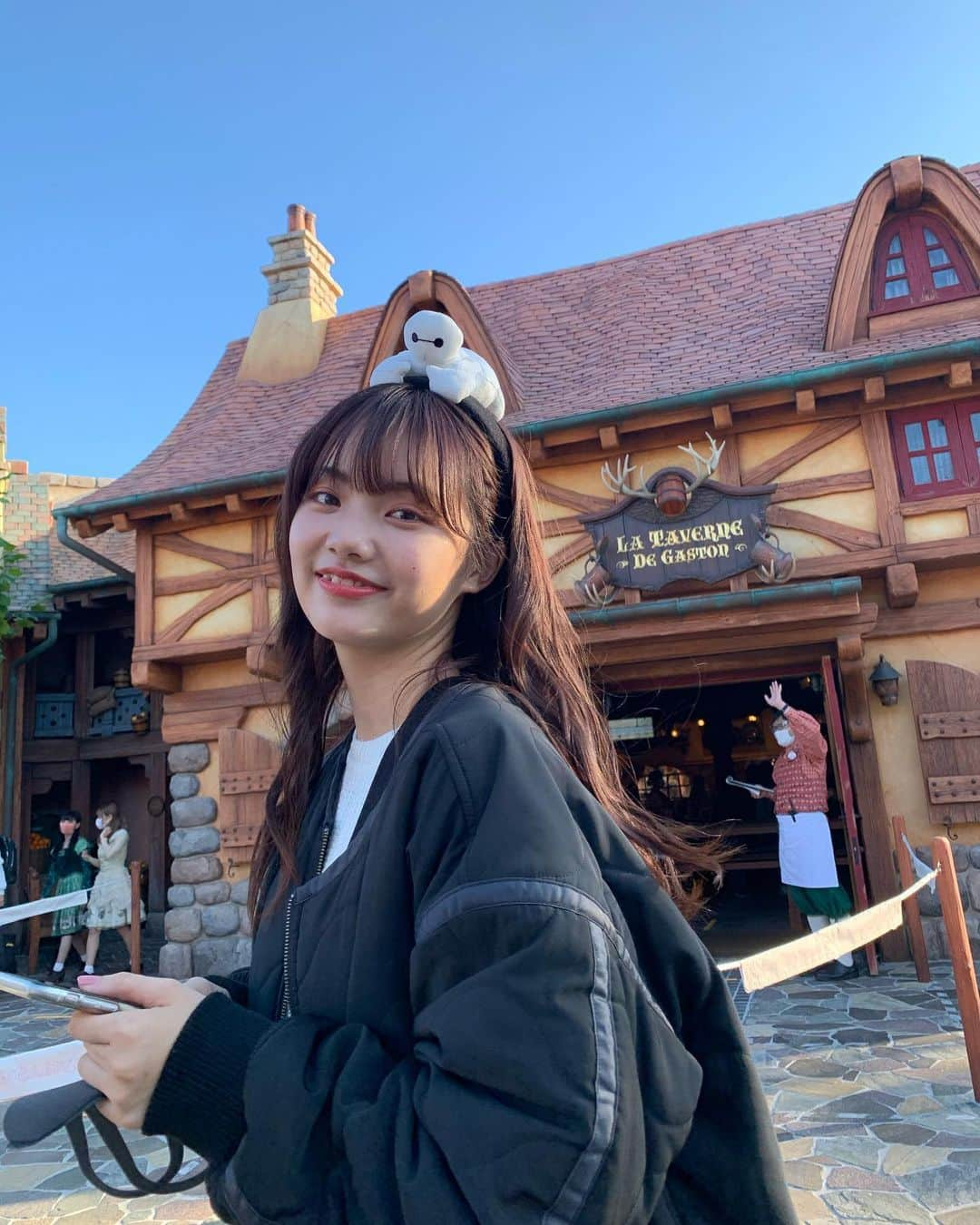 中崎花音さんのインスタグラム写真 - (中崎花音Instagram)「Disney投稿🏰🥀 3.4枚目可愛すぎるから最後までスワイプしてね☺︎  #ディズニー #ランド #東京ディズニーランド #ベイマックス #美女と野獣エリア #tdl #disneyland #baymax #beautyandthebeast #photo #instagood #instalike #instagram #佐久間乃愛」11月8日 20時08分 - cq_kanon_n