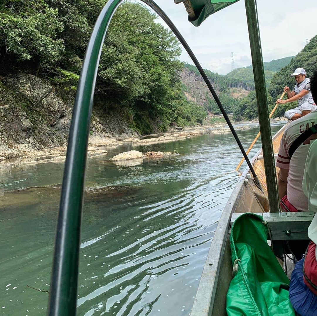 田中啓太さんのインスタグラム写真 - (田中啓太Instagram)「京都ep2 嵐山編 嵯峨野トロッコ列車🛤  保津川下り🏞  竹林🎋  世界遺産 天龍寺⛰  どこも素晴らしい。 YouTubeで紹介しているので是非ご覧下さい👀  ✔️YouTube https://youtu.be/90CkouRa8UE」11月8日 12時23分 - kt_keita_tanaka