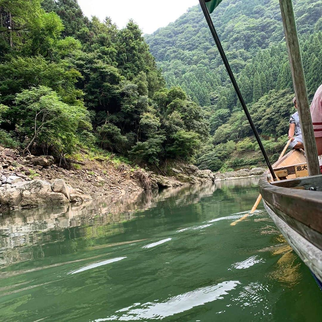 田中啓太さんのインスタグラム写真 - (田中啓太Instagram)「京都ep2 嵐山編 嵯峨野トロッコ列車🛤  保津川下り🏞  竹林🎋  世界遺産 天龍寺⛰  どこも素晴らしい。 YouTubeで紹介しているので是非ご覧下さい👀  ✔️YouTube https://youtu.be/90CkouRa8UE」11月8日 12時23分 - kt_keita_tanaka