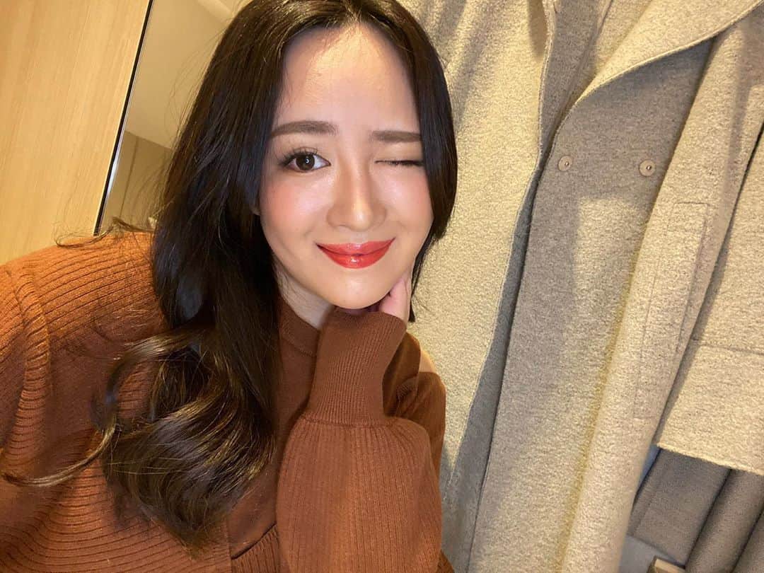 櫻美雪（旧さくらみゆき）さんのインスタグラム写真 - (櫻美雪（旧さくらみゆき）Instagram)「これからはデフォルトカメラ📷 カメラアプリは卒業✨  #av #av女優 #jav #sexy #セクシー女優 #pornactress #カメラ　#デフォルトカメラ #無加工」11月8日 12時46分 - sakura12miyuki