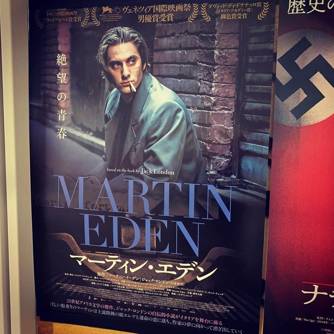飯田カヅキさんのインスタグラム写真 - (飯田カヅキInstagram)「『マーティン・エデン』観た。 素晴らしいね。美しかった。 ﻿ #マーティンエデン #martineden #映画 #movie #cinema」11月8日 14時19分 - kazukiiida_strange