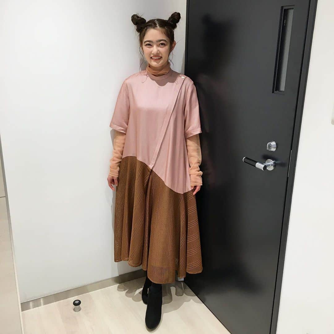井上咲楽さんのインスタグラム写真 - (井上咲楽Instagram)「. アッコにおまかせの衣装です！ありがとうございました！ミントさんの衣装はいつも可愛いです！ @mintdesigns_store」11月8日 14時49分 - bling2sakura