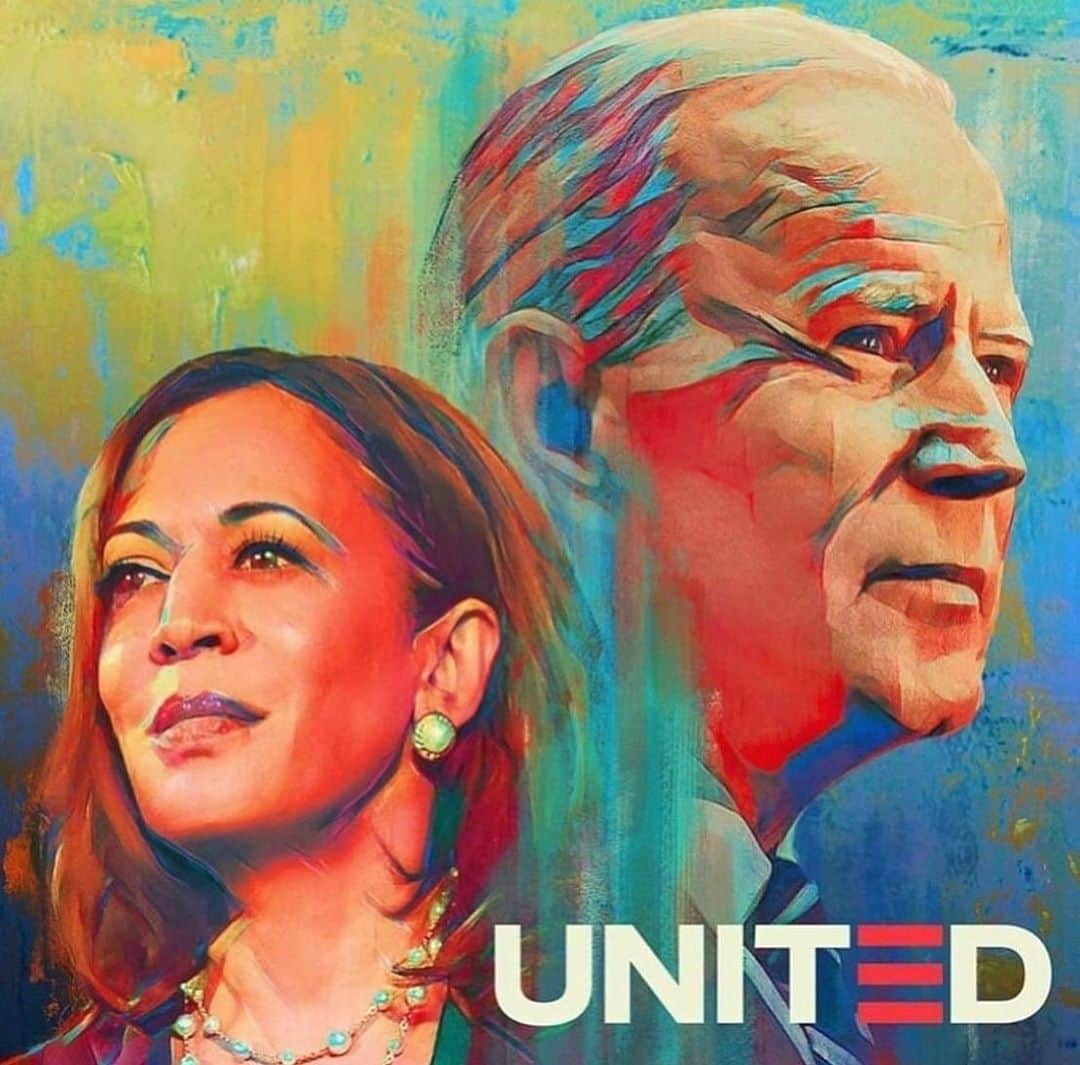 A.J.さんのインスタグラム写真 - (A.J.Instagram)「🇺🇸 We did it! Congratulations to this team. Kamala has made history. Love has won!」11月8日 14時50分 - aj_mclean