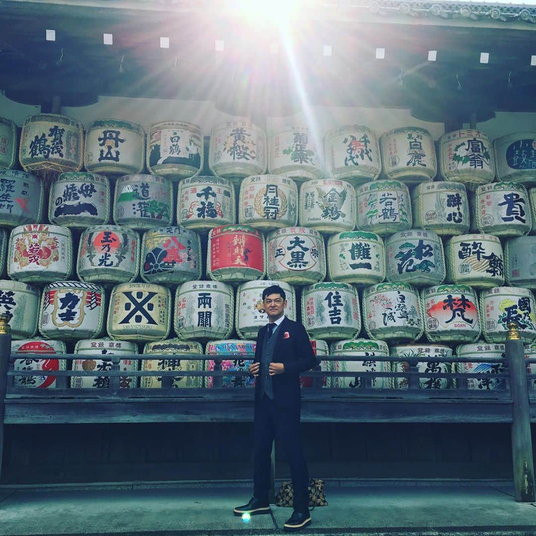 宮田麺児さんのインスタグラム写真 - (宮田麺児Instagram)「松尾大社に上卯祭 いい日本酒ができますように。  #松尾大社#日本酒」11月8日 14時50分 - miyatamenji