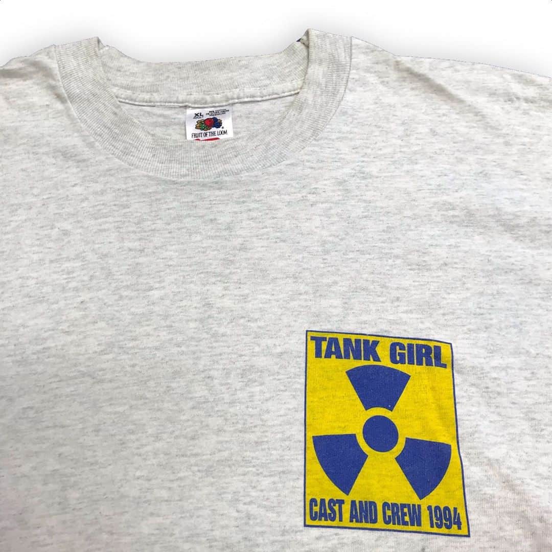 ジャムルさんのインスタグラム写真 - (ジャムルInstagram)「☞ yahoo auctions 🧨 激レア 1994年 TANK GIRL Tシャツ . TANK GIRLの映画撮影スタッフ用Tシャツ。 一般に流通して無いから見つかる事すら奇跡の1枚！ ヤフオクに出品しております。 是非ご覧ください！ よろしくお願いします😊 . . #jammru #fashion  #streetstyle #streetfashion  #vtg #vintage  #used  #usedclothing #70s #80s #90s #古着 #古着屋 #ファッション #tshirt #tee #vintagetshirt #vintagetee #tshirt #tee #bandtee #vintagebandshirt  #vintagebandtee #bandtshirt #movietee #movietshirt  #tankgirl」11月8日 16時07分 - jammru