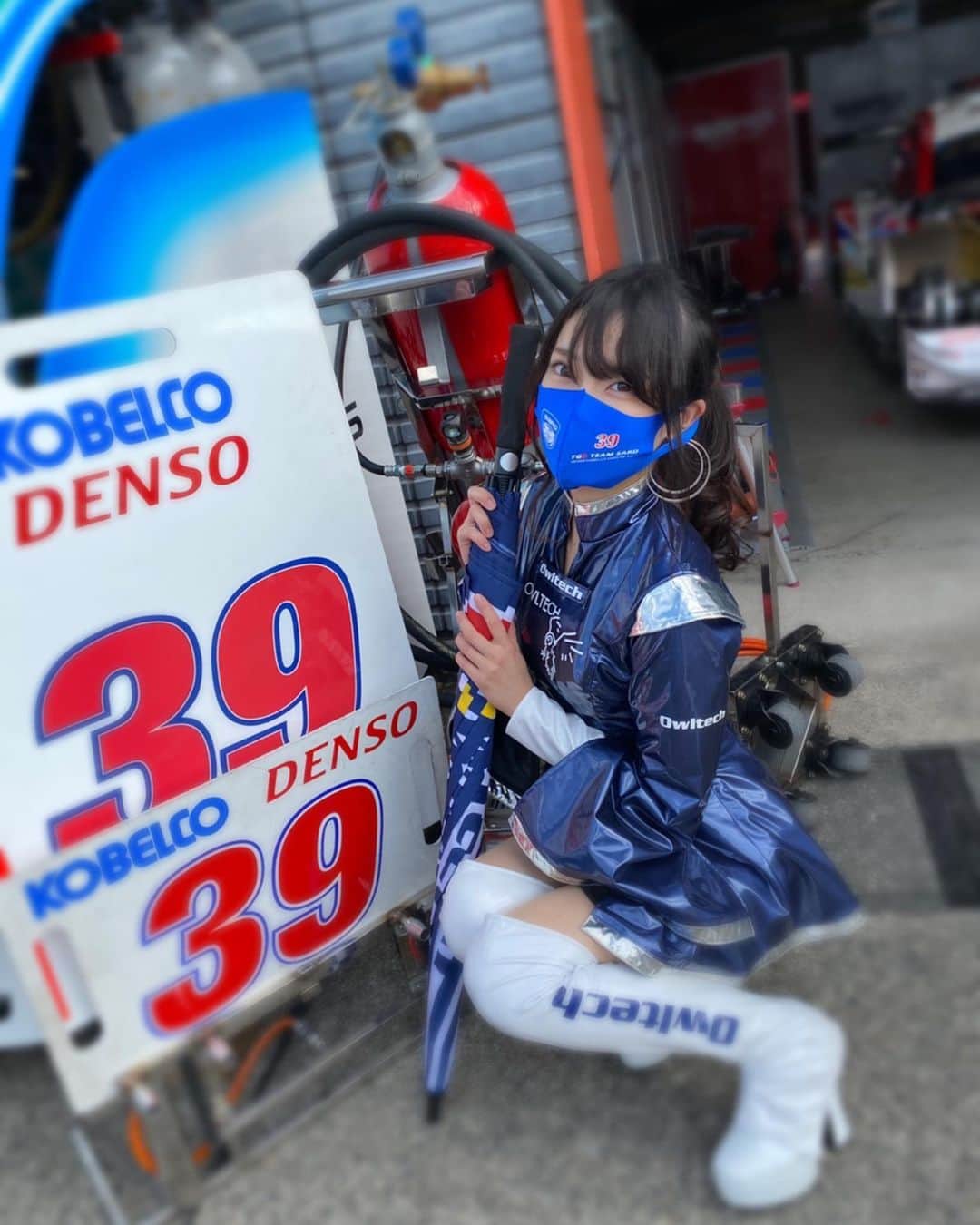 武田美憂のインスタグラム：「. 本日はSuperGT第7戦、決勝日でした！ SCに惑わされたレースでしたが、 39号車は無事に8位でポイントゲットです！🏁 ご声援いただいた皆さま、 ありがとうございました！ いよいよ次は最終戦だ‧⁺◟︎( ᵒ̴̶̷̥́ ·̫ ᵒ̴̶̷̣̥̀ ) ✨  . #オウルテックレディ #オウルテック #owltech #sgt #supergt #owltech #tgrteamsard #sard #いいねしてね #portrait #portraitphotography #model #japanesegirl  #racequeen #レースクイーン #followme」