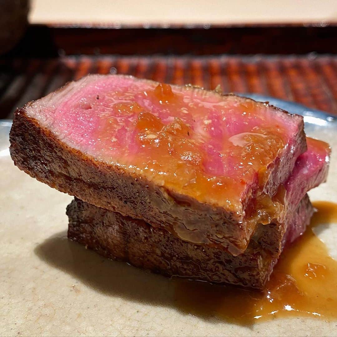 東京肉レポートのグルメインスタ