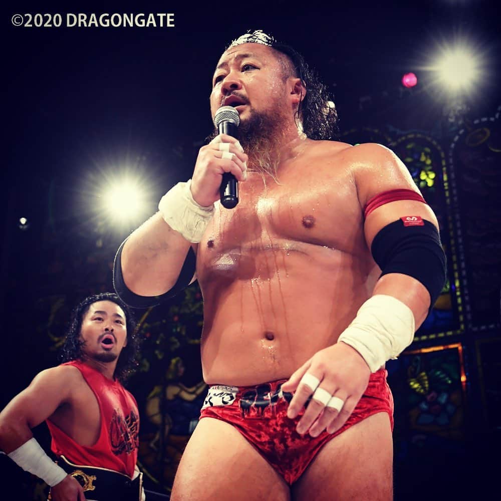 吉田隆司さんのインスタグラム写真 - (吉田隆司Instagram)「勝利…‼︎ #dragongate #prowrestling #kyoto #victory #ootd #ootn #outfit #training #fitness #running #cycling #fitnessmodel #cardio #sweat #fitnessaddict #ドラゴンゲート #プロレス #フィットネス #ボディーメイク #京都 #ダイエット #肉 #bodymake #instagood #格闘技 #entertainment #costume」11月8日 16時33分 - yoshidatakashidg
