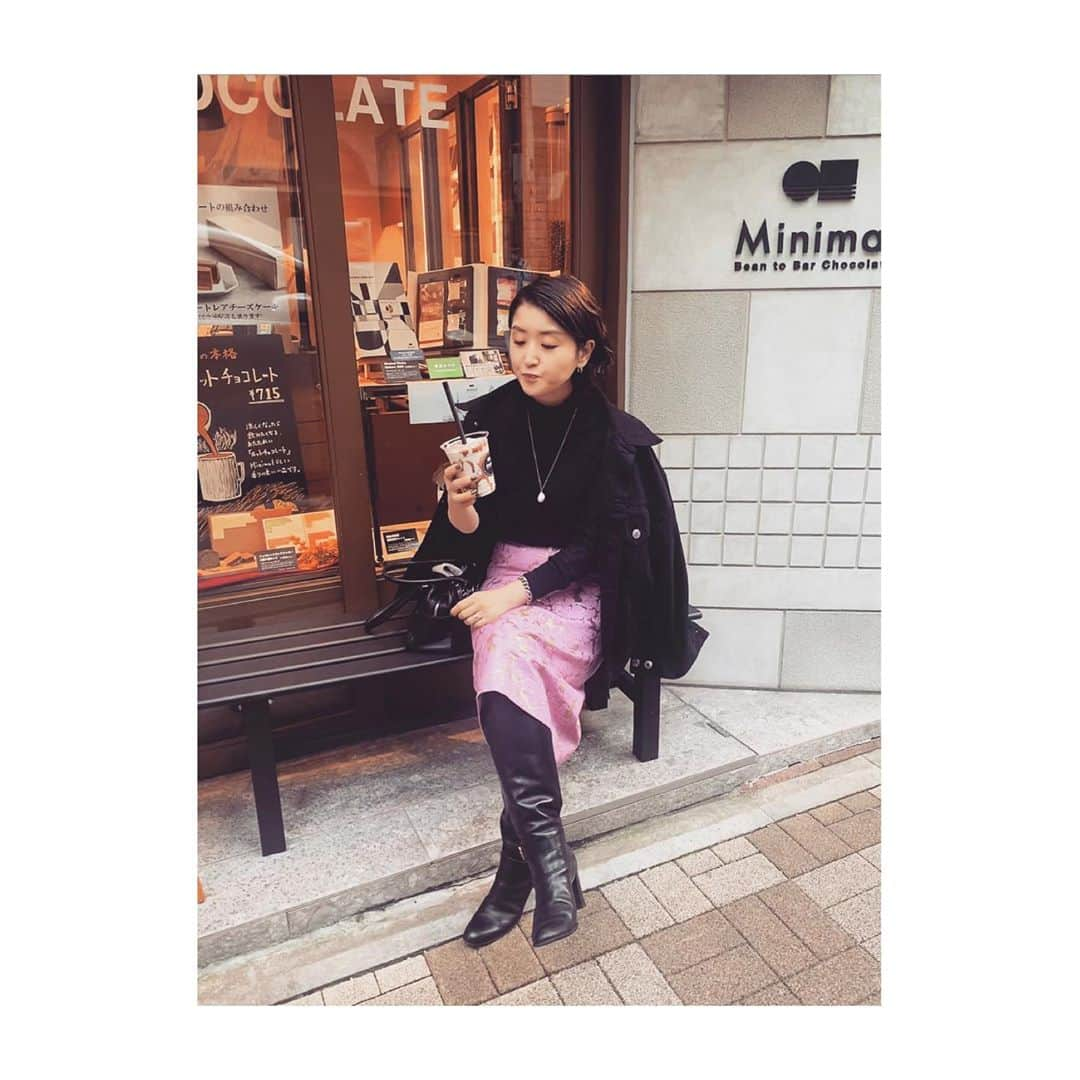 室井由美子さんのインスタグラム写真 - (室井由美子Instagram)「久しぶりに復活のロングブーツを履いて ・ #映画テネットを観ましたがかなり難解 #久々の映画館もなかなか良かったです #boots #hyke #ebure #drisvannoten #drawer #fashion #outfit #ootd #ymcloset #minimalism #sunday」11月8日 16時36分 - yumikomuroi