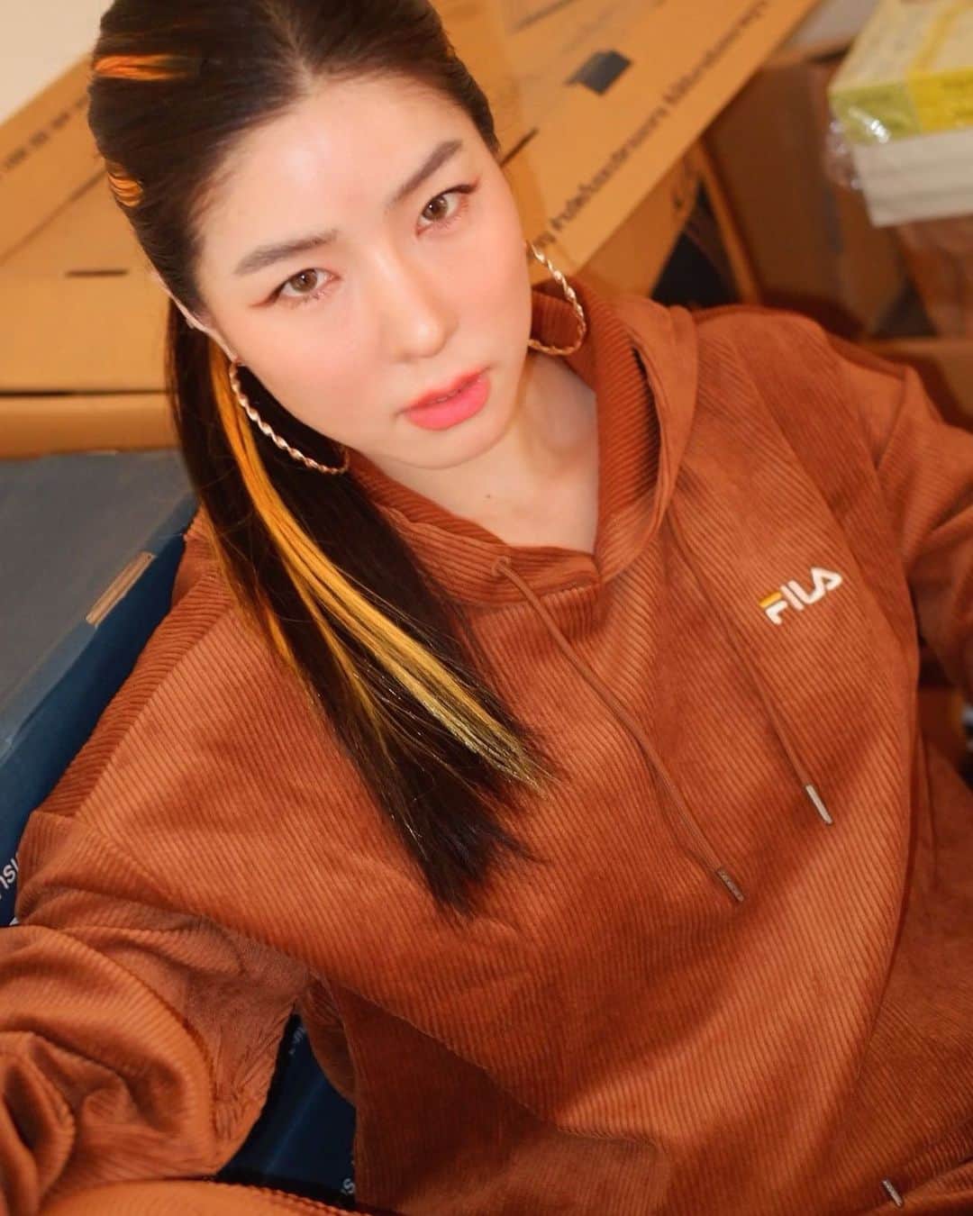 GYEON SEOのインスタグラム：「_* We Fitness Society 🧡 . . thank you @wefitnesssociety  for having me yesterday  zumba dance class was epic 💃🏻🕺🏻」