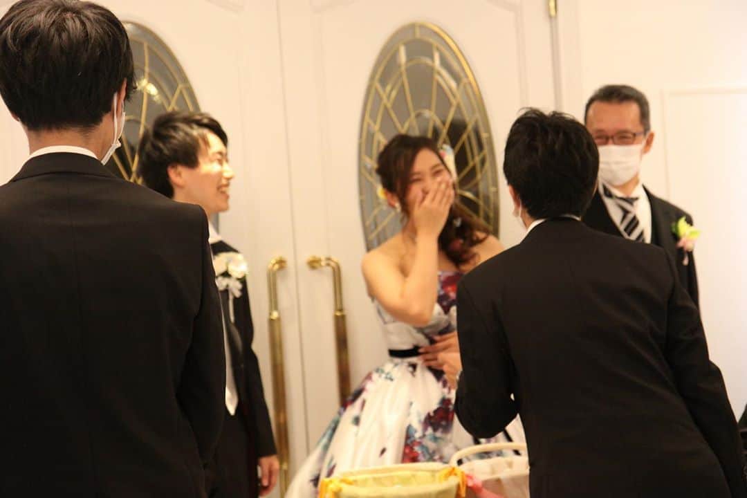 セレス高田馬場さんのインスタグラム写真 - (セレス高田馬場Instagram)「. . . 2020.11.08❤️Happy Wedding❤️ . . 本日CELESでご結婚式を行ったおふたり✨ 本当におめでとうございます🎉 . . お集まり頂いた皆様にとっても 沢山の幸せに包まれた1日✨ . おふたりも、ゲストの皆様も スタッフも...全員が感動し 笑顔溢れる最幸のご結婚式でした🥺✨ . . 今日という日をご一緒に迎えられた事を CELESスタッフ一同心より感謝致します❣️ . . 末永くお幸せに💕 . . . . 💍》［#セレス高田馬場］［#セレス花嫁］で フェアの様子や当日レポをUP してね✨ こちらのアカウントでご紹介させて頂きます❣️ follow me👉@celestakada . . 🤵👰》人気のブライダルフェアに参加しよう✨ 詳しくはTOPのURLからHPをcheck👀 . . セレス高田馬場💒 ☎️03-3207-5161 ［営業時間］11:00~19:00［定休日］木曜日 ※詳しくはHPをご確認下さい . . #CELES高田馬場#CELES花嫁#プレ花嫁#卒花嫁 #結婚式準備#挙式#大聖堂#結婚式#結婚式場 #式場探し#ブライダルフェア#式場見学#東京花嫁 #高田馬場#wedding#前撮り#チャペル #全国のプレ花嫁さんと繋がりたい #全国の卒花嫁さんと繋がりたい #2021年春婚#2021年夏婚#2020年秋婚 #2020年冬婚#令和婚 #結婚式レポ#結婚式」11月8日 17時45分 - celestakada