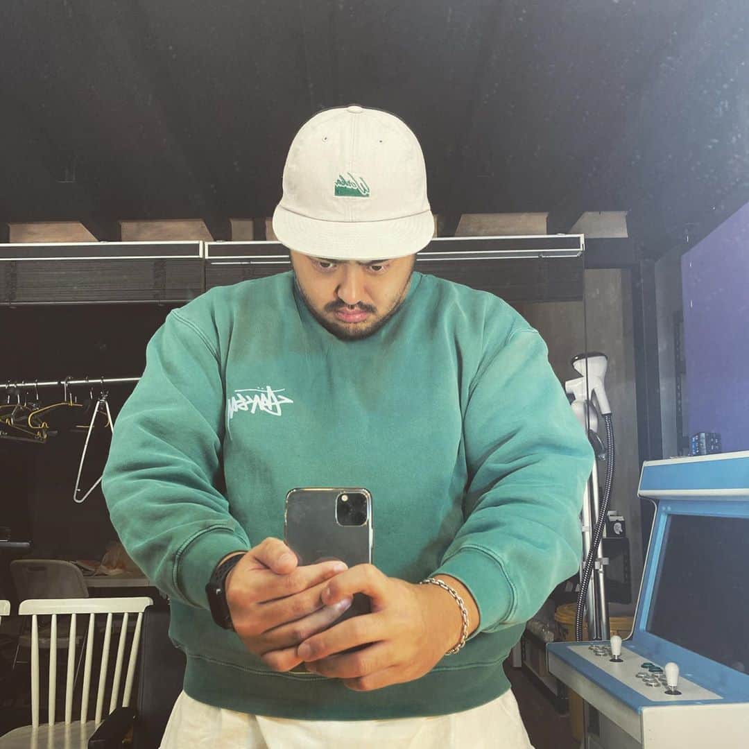 チャヨプのインスタグラム：「✔️ 어 그 거울샷 그거 어떻게 찍는거에요? 뚱땡이는 맞지만  너무 뚱땡이로 나오는데  원래 뚱땡이는 맞는데 이정도는 아닌데 맞는건가 뚱땡이가」