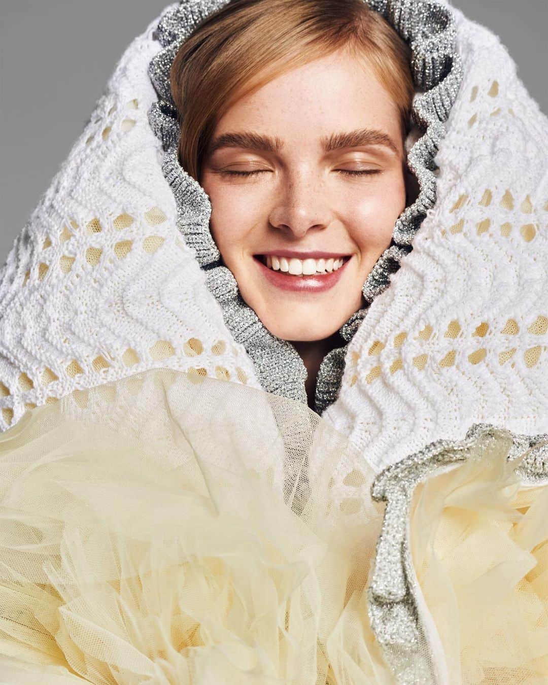 のインスタグラム：「Youth +  Shot for @tingsmagazine  Styled by @oliver_volquardsen  Makeup by @babskymakeup  Hair by @declansheilshair」