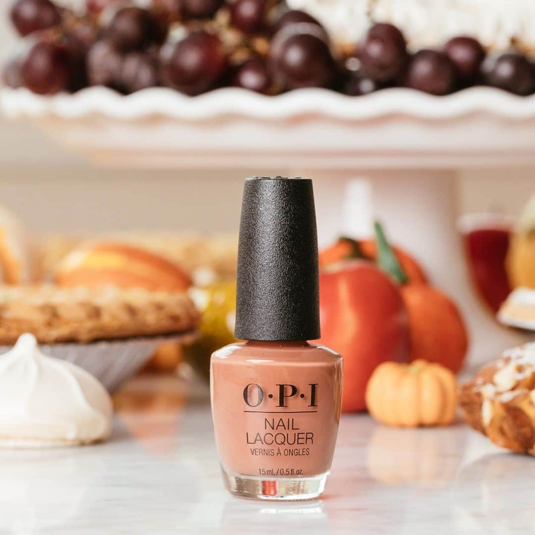 OPIさんのインスタグラム写真 - (OPIInstagram)「SHADE OF THE MONTH: #ChocolateMoose. 🍫 A wildly sweet candy brown polish to pair perfectly with your festive holiday spread. #NailedIt 🦃  #ColorIsTheAnswer #OPINailLacquer #OPIObsessed #BrownMani #BrownNails #NeutralMani #NeutralNails #HolidayNails #HolidayNailInspo #HolidayGlam #ThanksgivingNailInspo #NailsOnPoint #ThanksgivingMani」11月9日 4時12分 - opi