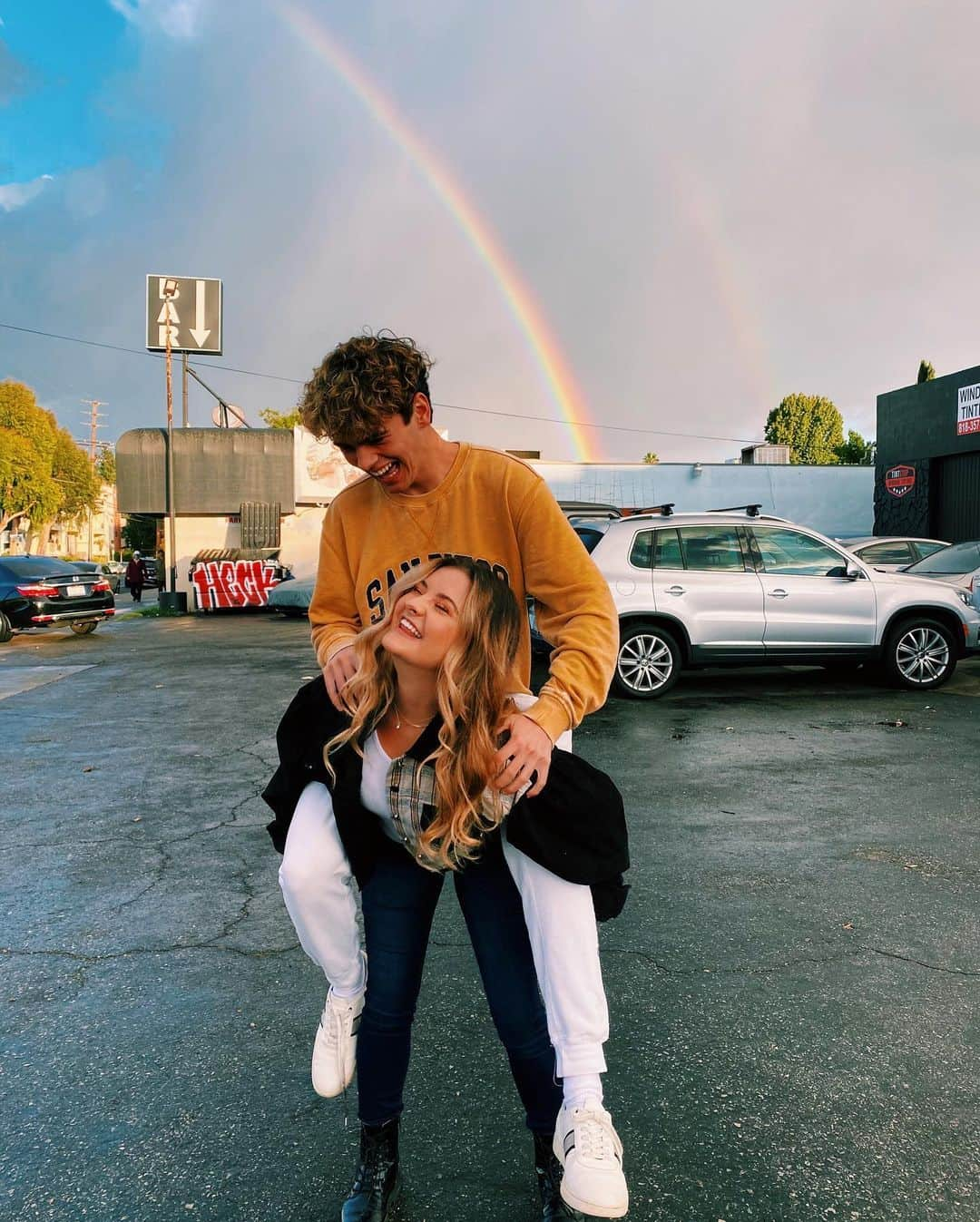 Brooke Marie Hylandさんのインスタグラム写真 - (Brooke Marie HylandInstagram)「pure happiness 🙂🌈」11月9日 4時27分 - brookehyland