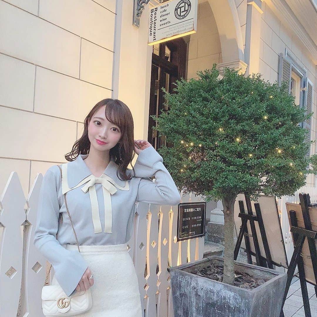KANAKAさんのインスタグラム写真 - (KANAKAInstagram)「公式アンバサダーをさせていただいている @as.meee.official さんのトップス💎♡  襟もリボンも袖も最高にお上品でかわいい🥺💭　  絶対アフタヌーンティーの日に着てこ！って決めてた♡  #asmeee #アズミー #公式アンバサダー #韓国コーデ #ニットコーデ #服 #トップス #韓国ファッション #アフタヌーンティー #ootd #gucci」11月8日 20時58分 - canika_1111