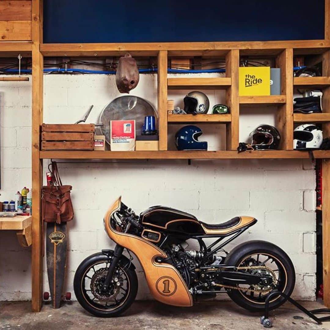 epidemic_motorsさんのインスタグラム写真 - (epidemic_motorsInstagram)「This wonderful wood motorcycle work ✨ by @georgewoodman64 is the cover story of the last issue of @caferacermagazine #108💥 Go get it!  Via @jeanfrancoismuguet  . . . .  . #caferacer #yamaha #xsr #motorcycle #canonphotography #canon #canonphotographer #profoto #profotoglobal #myexposureedit #studiophotography #onlocation #wood #woodworking #woodwork #woodman #caferacermagazine #epidemic_motors #epidemicmotors」11月8日 21時07分 - epidemic_motors