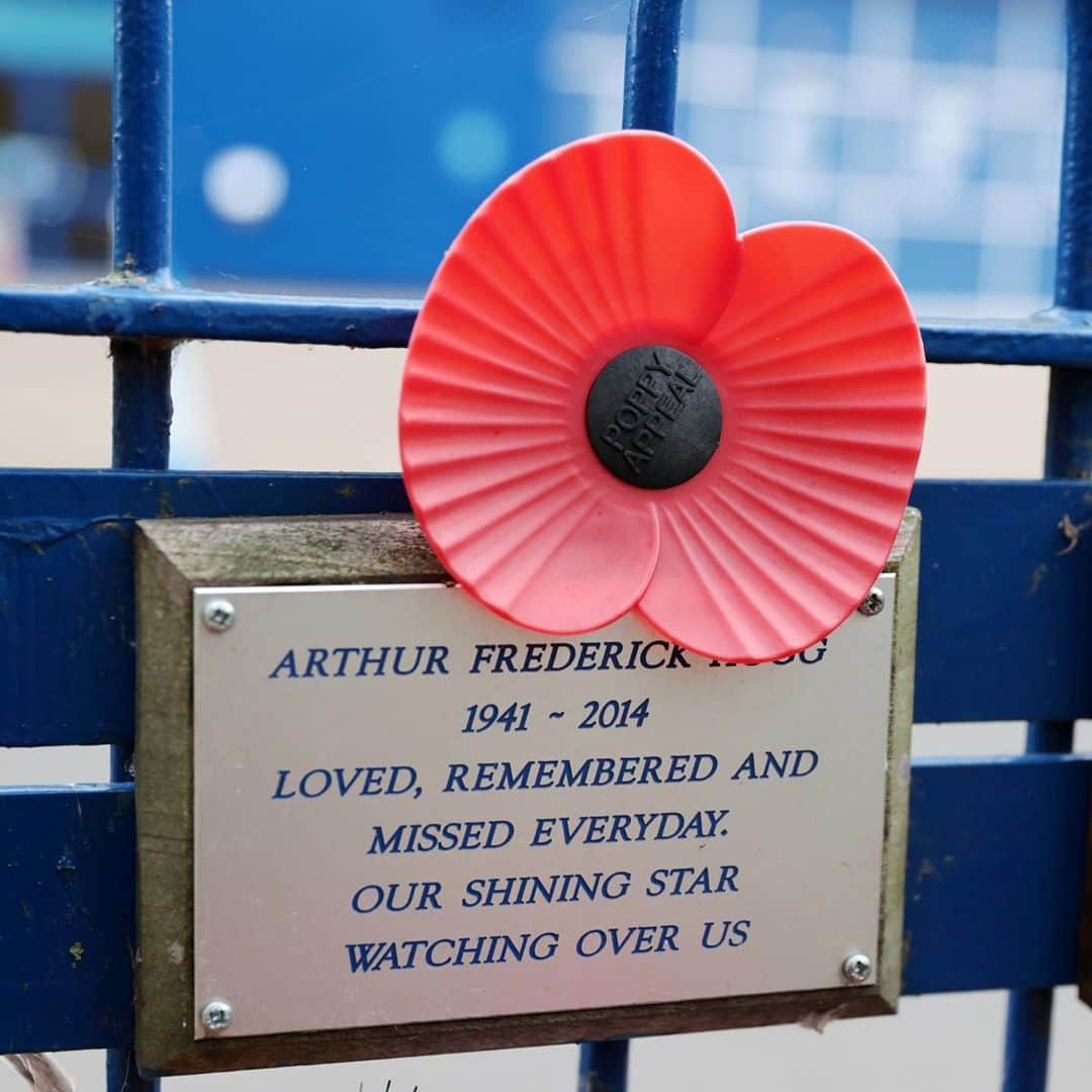 レスター・シティFCさんのインスタグラム写真 - (レスター・シティFCInstagram)「#LeiWol is our annual Remembrance Fixture.  #lcfc • #RemembranceSunday」11月8日 21時24分 - lcfc