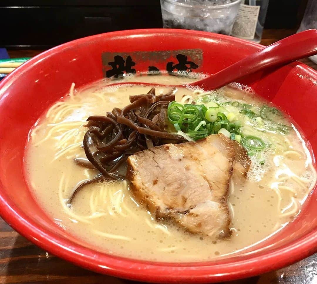 野田すみれさんのインスタグラム写真 - (野田すみれInstagram)「🤤 今日の夜ラーメン またまた 食べたくなり🍜🥺 うまっ😋🍜💕」11月8日 21時41分 - sumire0208