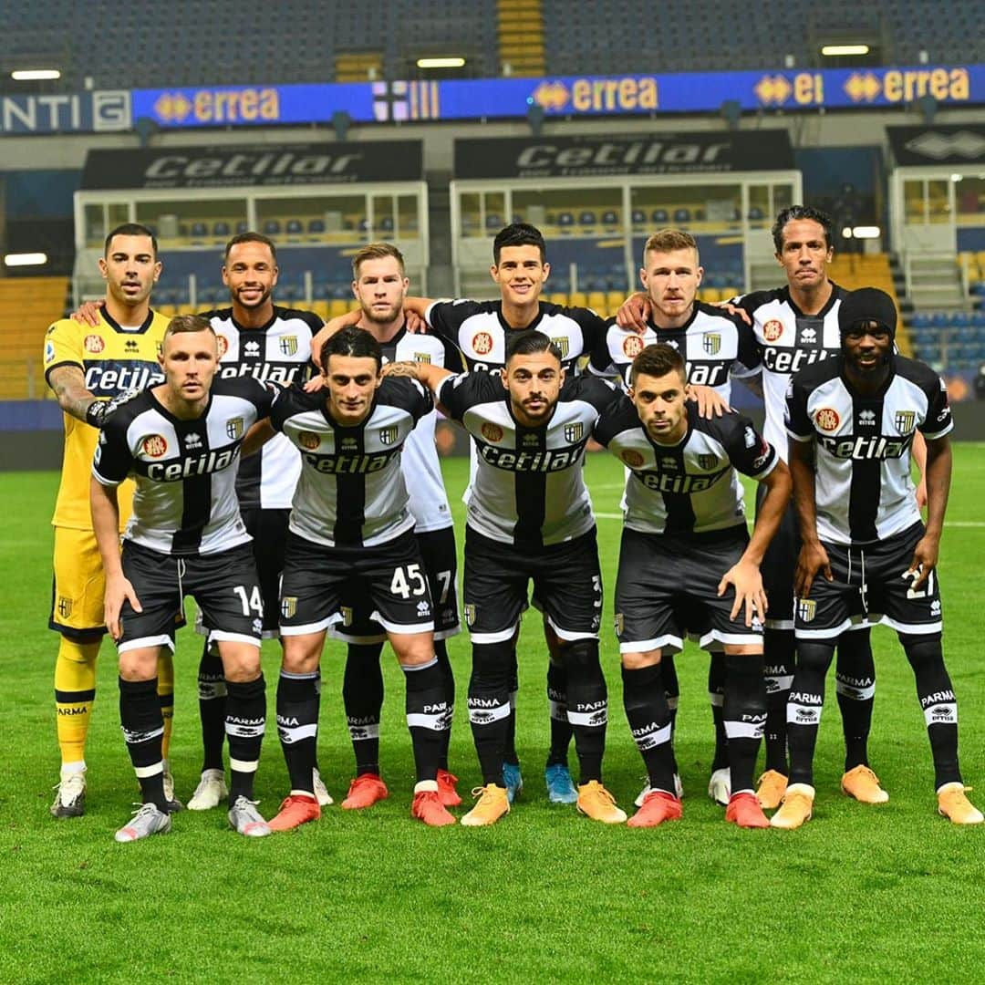 ジェルヴィーニョさんのインスタグラム写真 - (ジェルヴィーニョInstagram)「About yesterday game  Parma vs Fiorentina   __________________________________________  @andreacantini.photos 📸  @parmacalcio1913 💛💙 ___________________________________________  #forzaparma  #calcio  #seriea  #italia  #parma  #fiorentina」11月8日 23時56分 - gervinhofficial