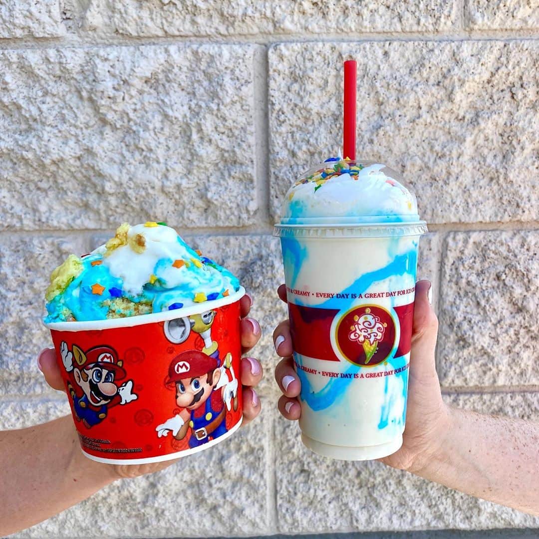 コールド・ストーン・クリーマリーのインスタグラム：「Don't forget to enter for a chance to win a Nintendo Switch Prize Pack! We will be awarding over 100 winners with a Nintendo Switch system, downloadable codes for digital Nintendo Switch games and a Cold Stone Creamery Gift Card! Click link in bio to enter.   *Nintendo is not a sponsor, co-sponsor or administrator of this sweepstakes. Addt’l Terms & Conditions Apply.  Official Rules found here: ColdStoneCreamery.com/Nintendo」