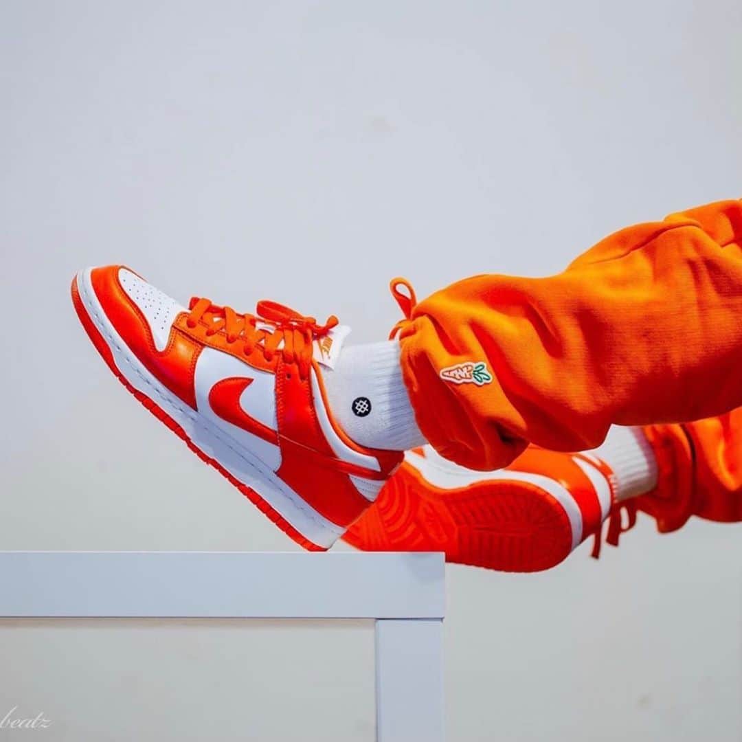 Stanceのインスタグラム：「Brilliant Comfort ☀️☁️... Shop our classic Icons available now on Stance.com.  📸 @ampbeatz」