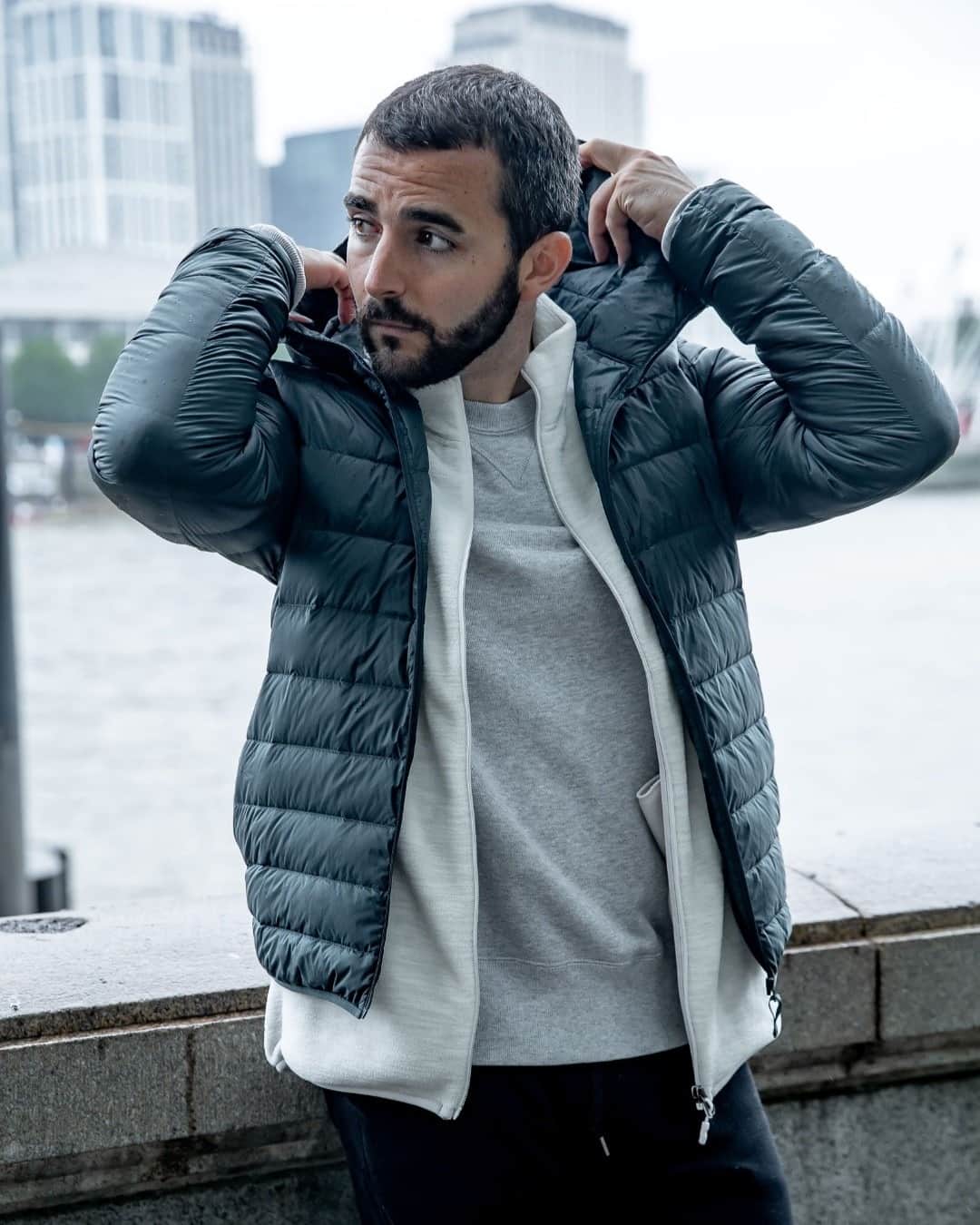 UNIQLO UKのインスタグラム：「Ultra-light, ultra versatile down.  #Uniqlo #LifeWear #UniqloLifeWear」